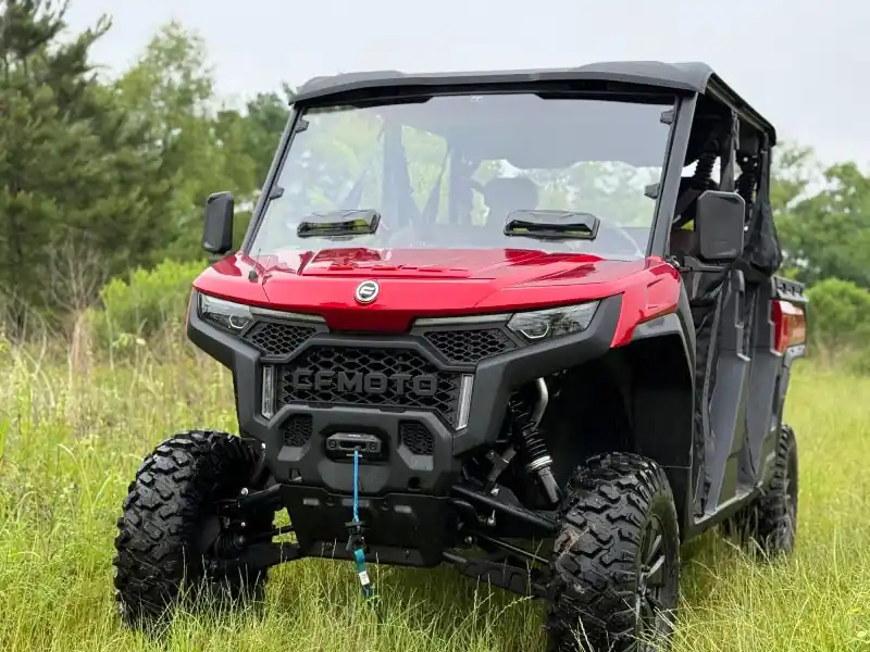 Get Yours Seizmik 25+ CFMoto U10/10 XL Pro Toolless Windshield - UV